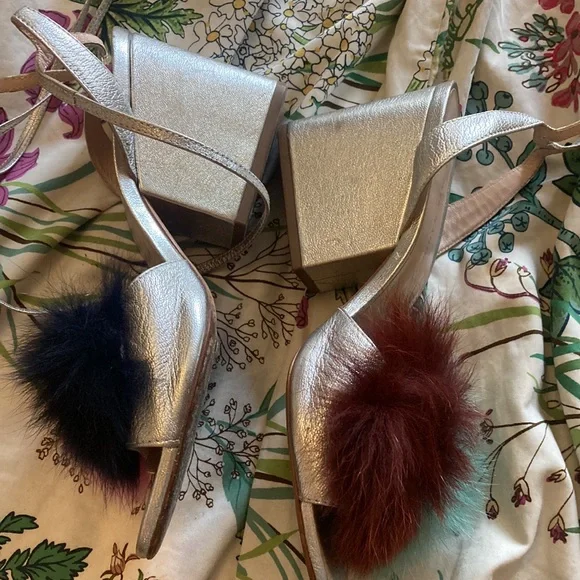 Loeffler randall fox fur pom Pom heel - Picture 3 of 5